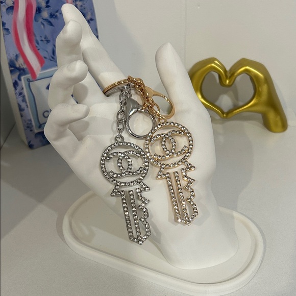 Accessories - Crystal Key Charm Keychain - Silver & Gold